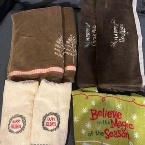 Holiday kitchen/bath hand towels 🎄